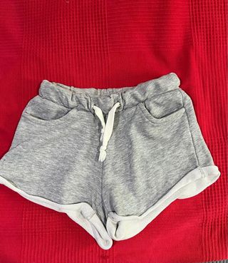 CONJUNTO SHORTS BERSHKA / CAMISETA EL NIÑO