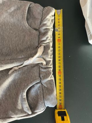 CONJUNTO SHORTS BERSHKA / CAMISETA EL NIÑO