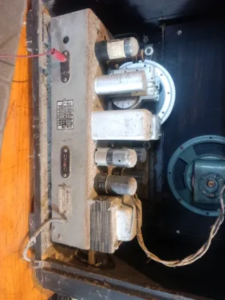 Radio Invicta Antigua Vintage Madera