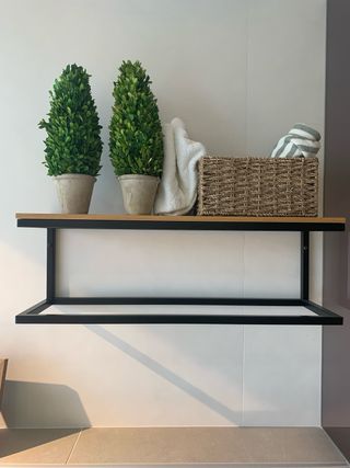 Mueble de baño 4 cajones, patas metálicas