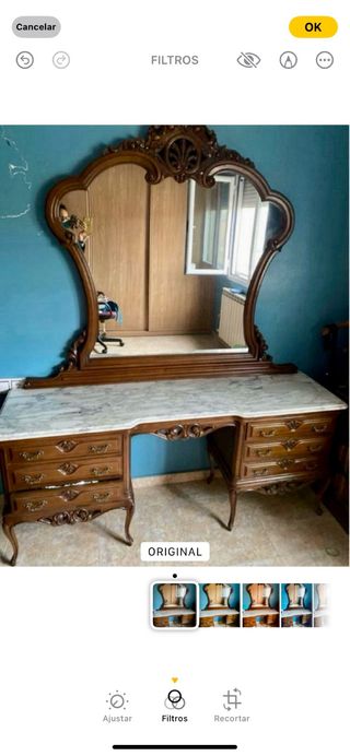 Tocador antiguo madera y mármol