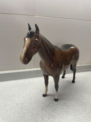 Figura de Caballo de Porcelana Inglesa