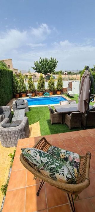 Casa pareada en alquiler en Almajada-Ravel en Mutxamel/Muchamiel