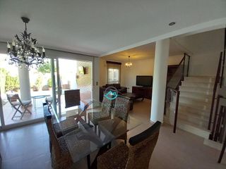 Casa pareada en alquiler en Almajada-Ravel en Mutxamel/Muchamiel