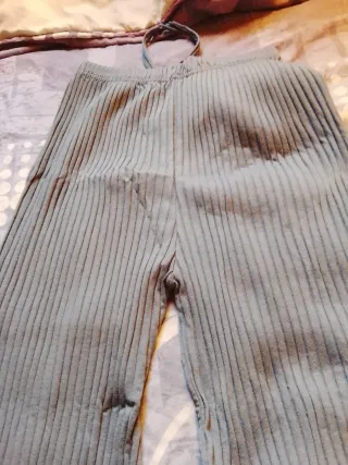 Pantalones acanalados de lanilla talla M