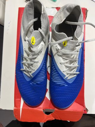 Botas de fútbol Nike