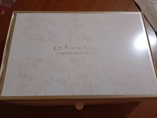 Cornice portafoto Claraluna con decori floreali