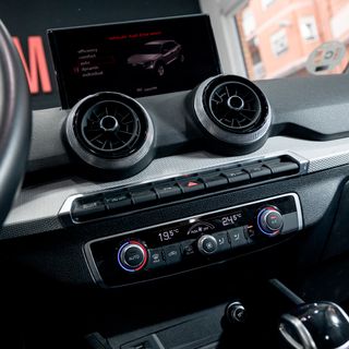 Audi Q2 2022 S Line 150cv