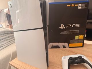 Playstation 5 Edición Digital Blanca