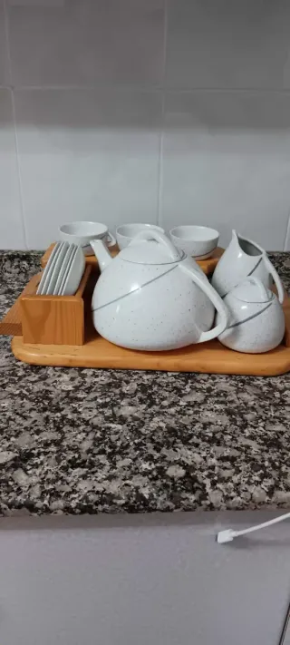 Juego de café blanco y gris