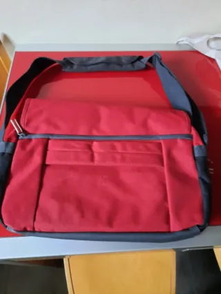 Bandolera juvenil roja y gris