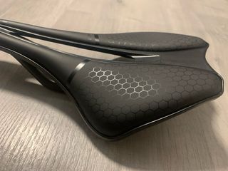 Sillín Ligero Elita MTB Gravel Carretera 245x140