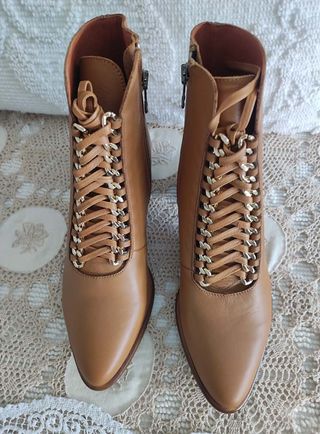 Botines Dansi. Talla: 36