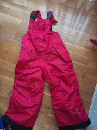 Buzo de Nieve Rojo para Niños