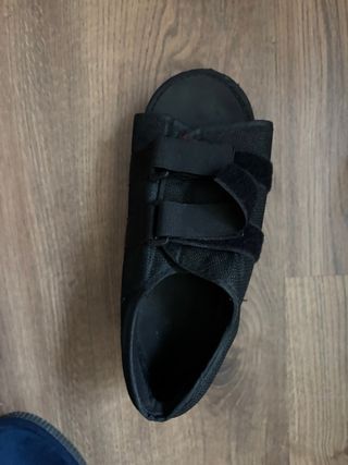 Zapato postquirúrgico negro