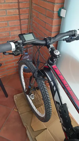 Bicicleta Eléctrica Montaña BH Zenith