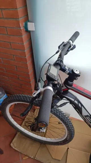 Bicicleta Eléctrica Montaña BH Zenith