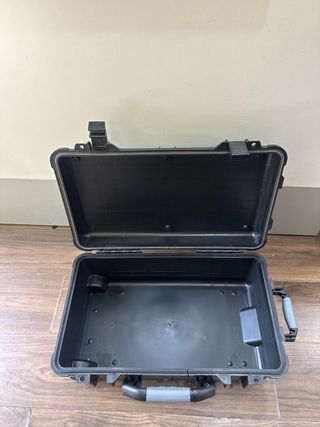 Maletín Negro Resistente al Agua con Ruedas e Inserto