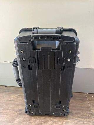 Maletín Negro Resistente al Agua con Ruedas e Inserto