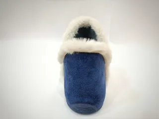 Zapatilla azul de Garzón