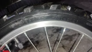 Bicicleta infantil roja 16".