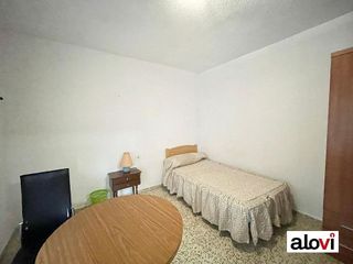 Piso en alquiler en Pajaritos - Plaza de Toros en Granada