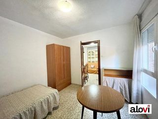 Piso en alquiler en Pajaritos - Plaza de Toros en Granada