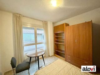 Piso en alquiler en Pajaritos - Plaza de Toros en Granada