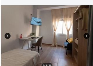 Piso en alquiler en Plaza de Toros - Santa Rita en Almería