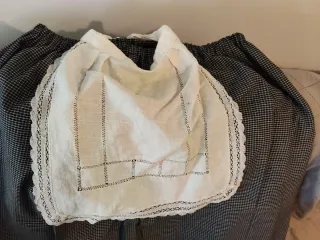 Conjunto espigadora camisa falda pañuelo