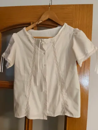 Conjunto espigadora camisa falda pañuelo