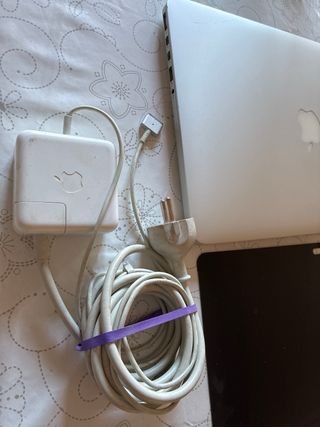 MacBook Pro Retina 13 2013 2.6GHz con cargador