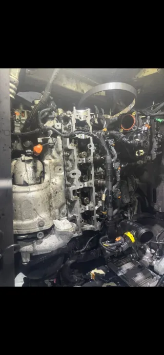 Taller mecánico de coches, revisiones preitv