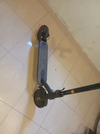 Patinete Eléctrico Negro