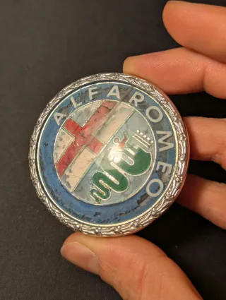 Emblema Alfa Romeo Milano Scritta Logo