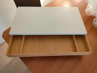 Soporte monitor Ikea Elloven