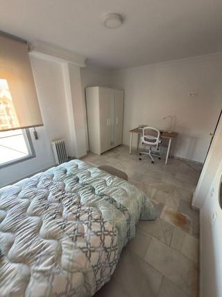 Piso en alquiler en Polígono Cartuja – La Paz en Granada