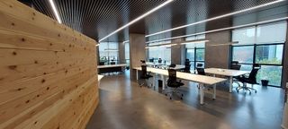 Oficina en alquiler en La Buhaira en Sevilla