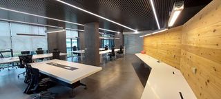 Oficina en alquiler en La Buhaira en Sevilla