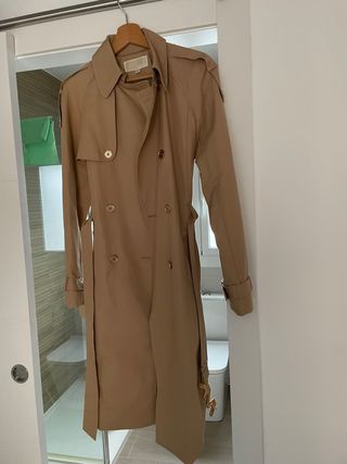 Gabardina Michael Kors Beige y Dorada