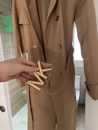 Gabardina Michael Kors Beige y Dorada