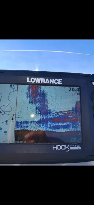 Plotter Lowrance Hook Reveal 7 con Transductor