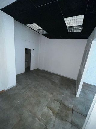 Local comercial en alquiler en Pinares de Venecia en Zaragoza