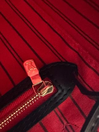 Bolso modelo Louis Vuitton Neverfull MM