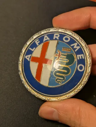 Emblema Alfa Romeo Milano epoca