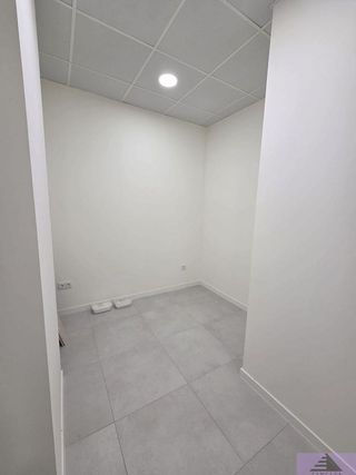 Local comercial en alquiler en El Quiñón en Seseña