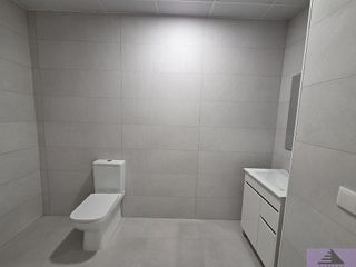 Local comercial en alquiler en El Quiñón en Seseña