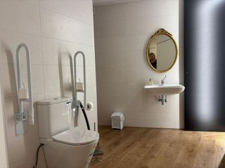 Local comercial en alquiler en Ermitagaña - Mendebaldea en Pamplona