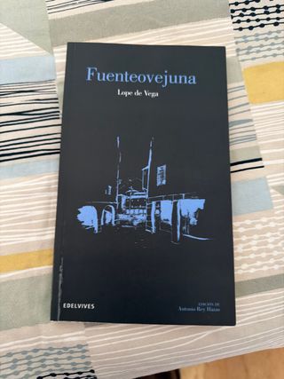 Fuenteovejuna (Clasicos Hispanicos) (Spanish Ed...