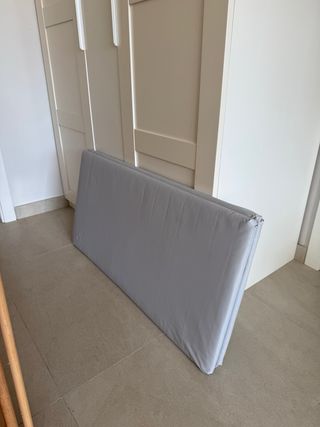 Parque para bebé madera 1x1m, se recoge y pliega.